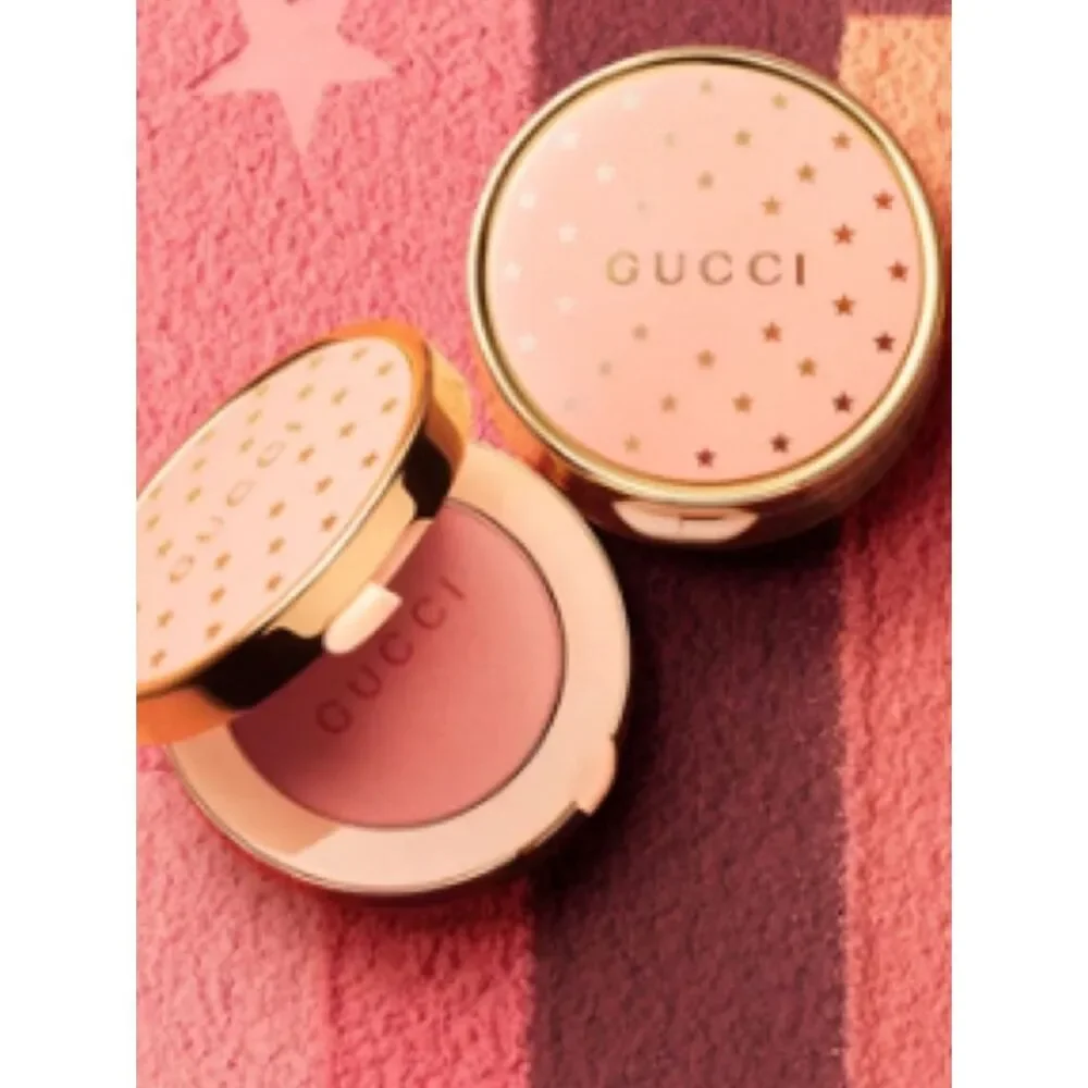 Gucci Blush Luminous Matte Blush Tender apricot 2